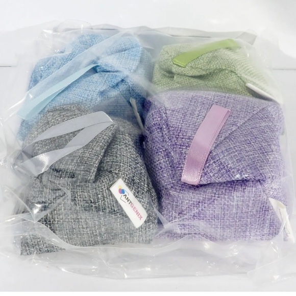 4-Pack Antgenix Air Purifying Bags with Bamboo Charcoal - Picture 1 of 4